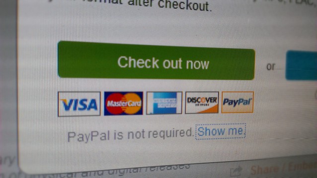 Bezahlen mit Kreditkarte oder PayPal ist standard